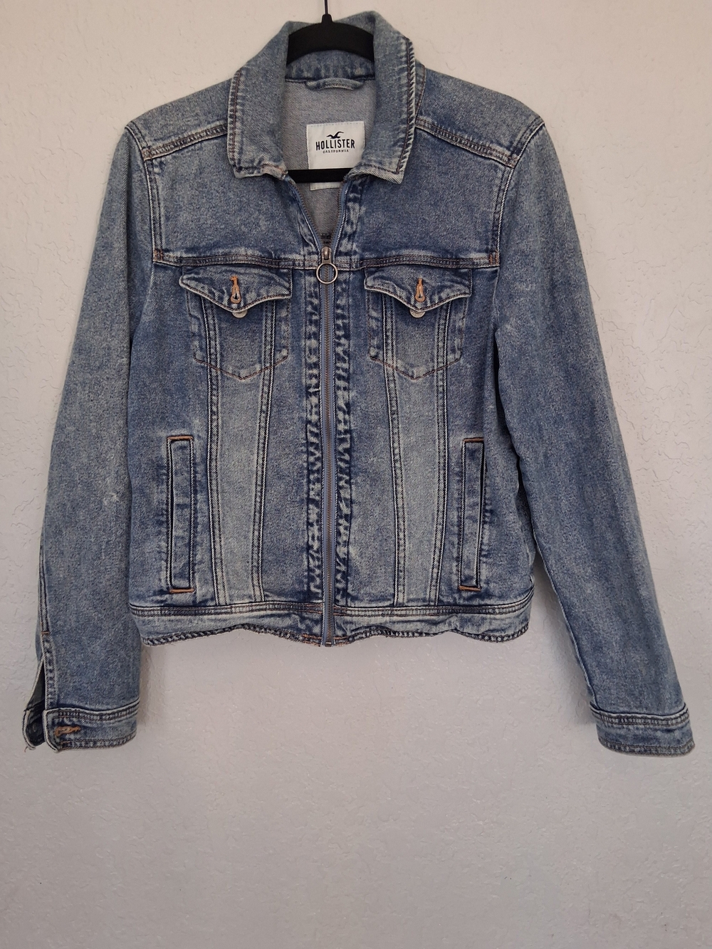 Hollister Womens Denim Jacket Medium Acid Wash Full Zip O-Ring Trucker Jean Coat